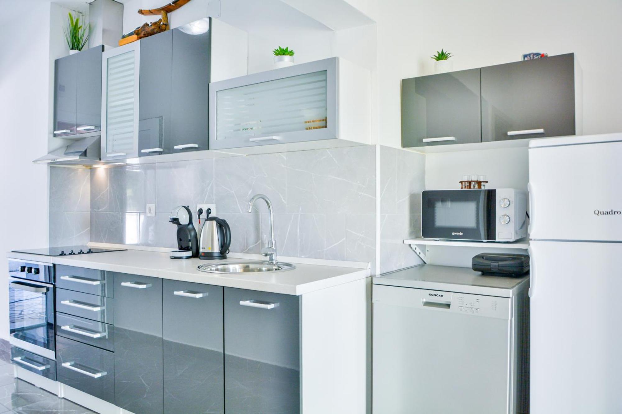 Apartments Did Ive スィビニ・クルンポスキ 部屋 写真